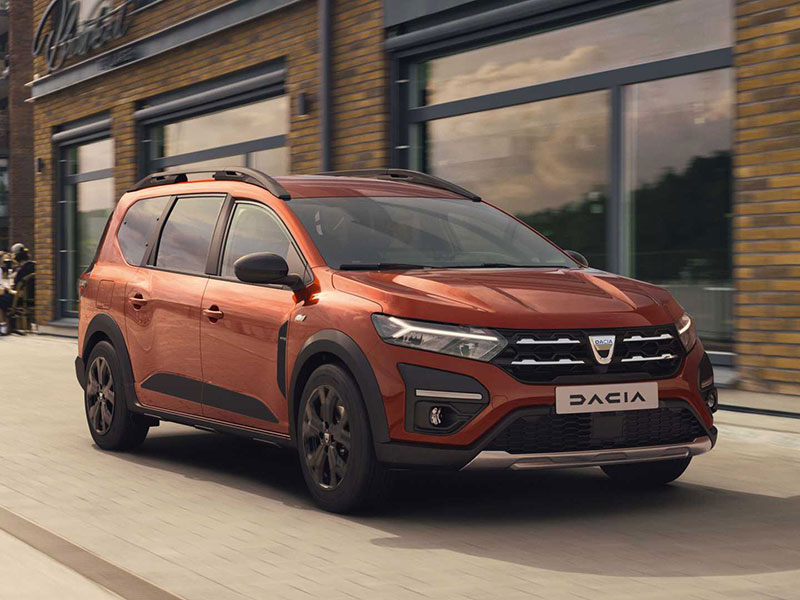Offerta SUV e CrossOver Nuova DACIA JOGGER full hybrid: highlights del nuovo modello e le migliori soluzioni per noleggiarlo Full Hybrid  foto 5