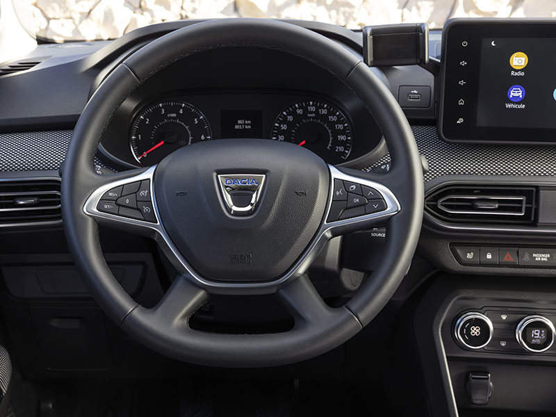 Offerta SUV e CrossOver Nuova DACIA JOGGER full hybrid: highlights del nuovo modello e le migliori soluzioni per noleggiarlo Full Hybrid  foto 11