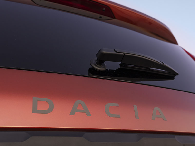 Offerta SUV e CrossOver Nuova DACIA JOGGER full hybrid: highlights del nuovo modello e le migliori soluzioni per noleggiarlo Full Hybrid  foto 18