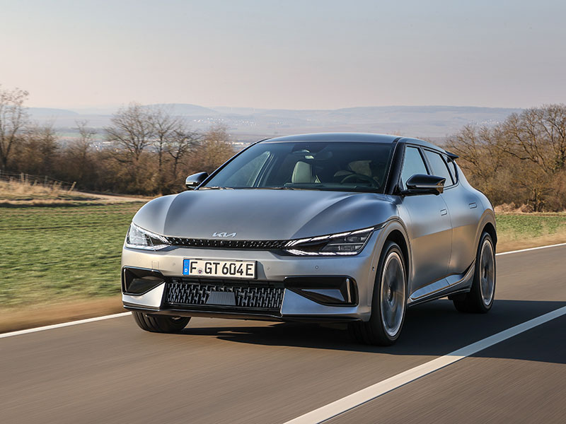 Offerta SUV e CrossOver Nuove auto: scopriamo Kia EV6 e come noleggiarla Elettrica  foto 17