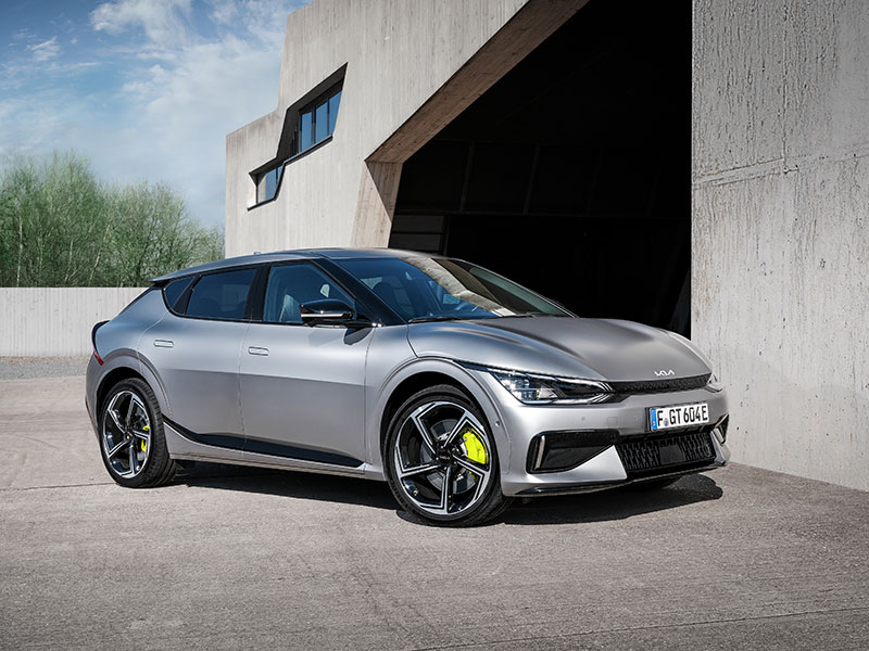 Offerta SUV e CrossOver Nuove auto: scopriamo Kia EV6 e come noleggiarla Elettrica  foto 1