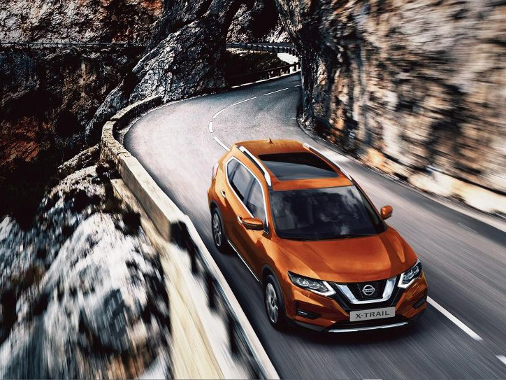 Offerta SUV e CrossOver Noleggio senza finanziaria Nissan X-Trail 1.6 Dci 130 2wd Business Diesel  foto 3