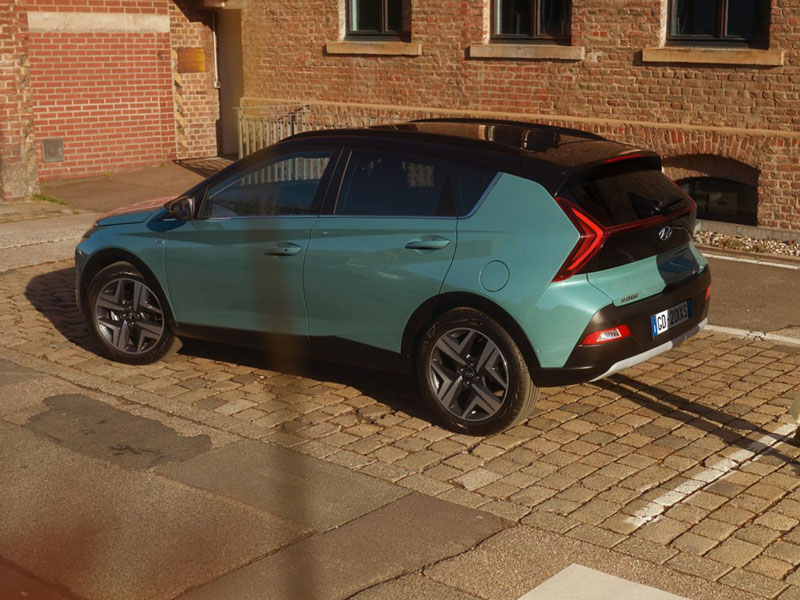 Offerta SUV e CrossOver NUOVE AUTO 2021: nuova HYUNDAI BAYON. Offerta noleggio auto a Lungo termine Benzina  foto 5