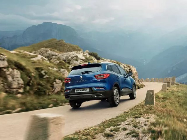 Offerta SUV e CrossOver Noleggio senza finanziaria Renault Kadjar 1.5 Energy Dci 110 CV Life Diesel  foto 2