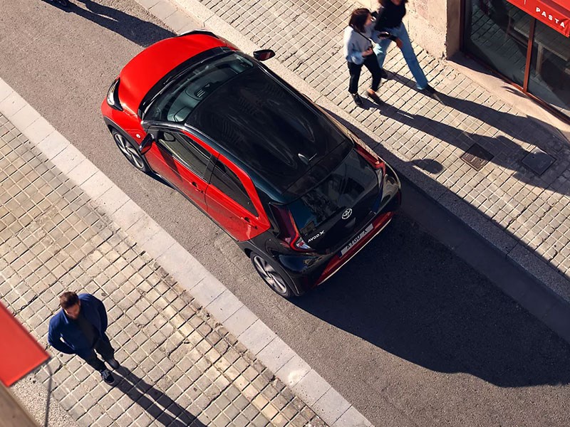 Offerta City car Noleggio TOYOTA AYGO X = l'offerta in promozione di KINTO One per luglio 2023 Benzina  foto 4