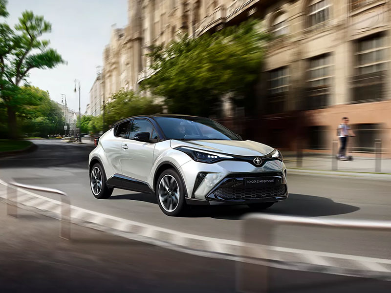 Offerta SUV e CrossOver Noleggio TOYOTA C-HR Hybrid = l'offerta in promozione di KINTO One per luglio 2023 Full Hybrid  foto 1