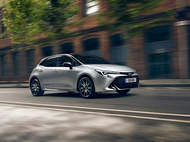 Offerta Berlina Noleggio TOYOTA COROLLA Hybrid = l'offerta in promozione di KINTO One per luglio 2023 Full Hybrid  foto 1