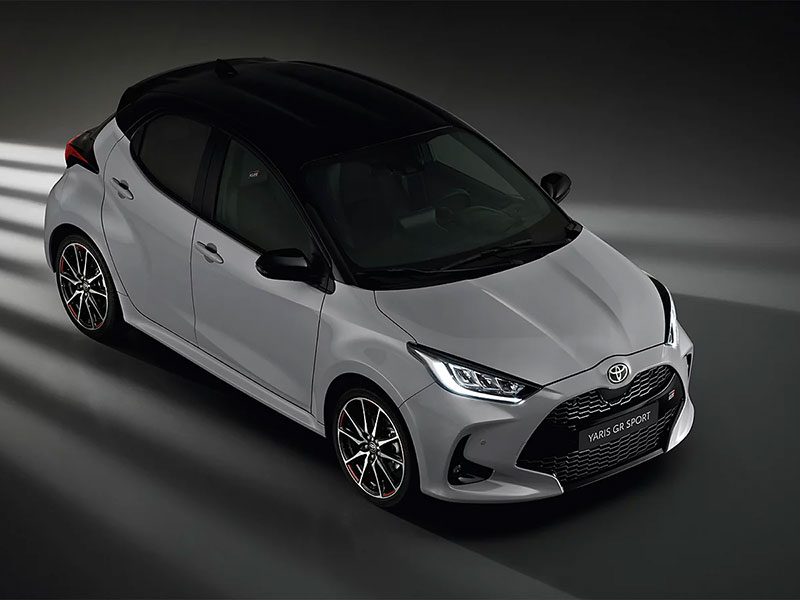 Offerta City car Noleggio TOYOTA YARIS hybrid = l'offerta in promozione di KINTO One per luglio 2023 Full Hybrid  foto 4