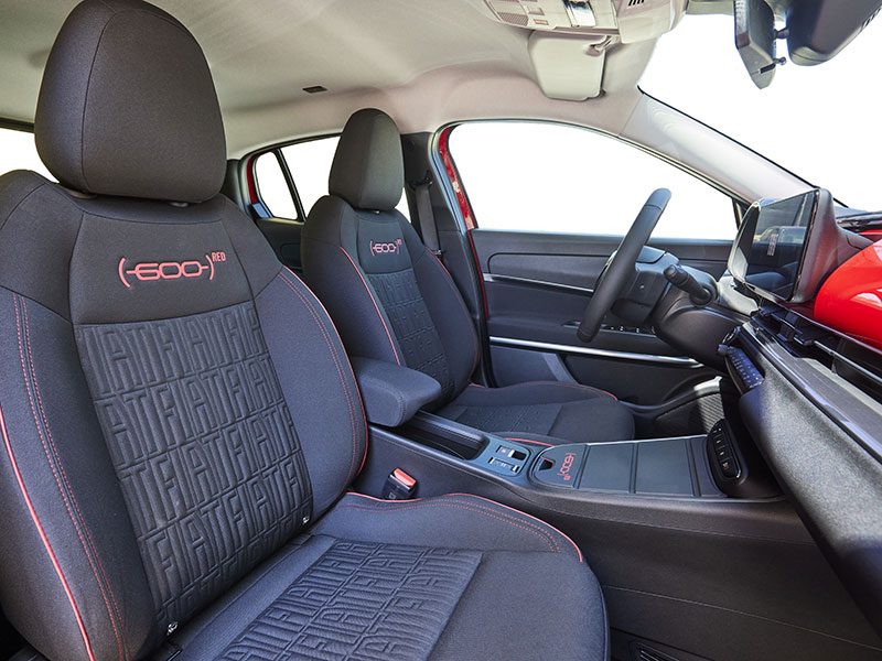 Offerta SUV e CrossOver Nuova FIAT 600e: highlights del nuovo modello e le migliori soluzioni per noleggiarla Elettrica  foto 7