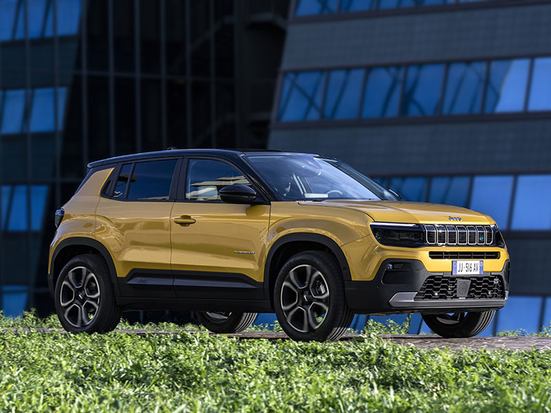 Offerta SUV e CrossOver Nuova Jeep Avenger: highlights del nuovo modello e le migliori soluzioni per noleggiarlo Elettrica  foto 17