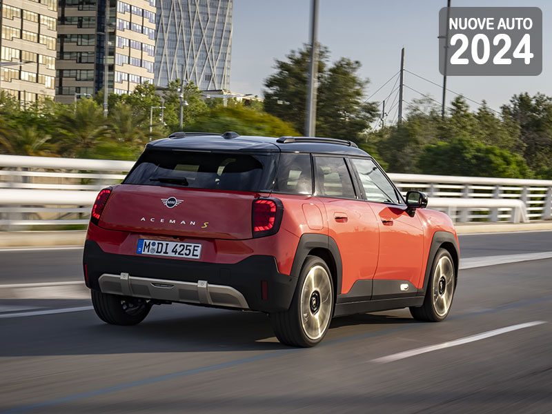 Offerta SUV e CrossOver Nuova MINI ACEMAN all-electric: highlights, photogallery e come noleggiarla - panoramica della nuova crossover compatta completamente elettrica e guida alle migliori soluzioni noleggio sul mercato Elettrica  foto 2