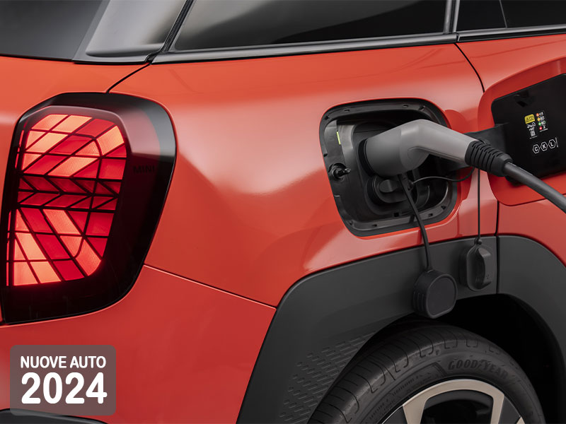 Offerta SUV e CrossOver Nuova MINI ACEMAN all-electric: highlights, photogallery e come noleggiarla - panoramica della nuova crossover compatta completamente elettrica e guida alle migliori soluzioni noleggio sul mercato Elettrica  foto 29