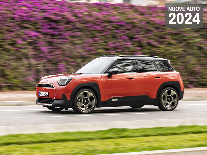 Offerta SUV e CrossOver Nuova MINI ACEMAN all-electric: highlights, photogallery e come noleggiarla - panoramica della nuova crossover compatta completamente elettrica e guida alle migliori soluzioni noleggio sul mercato Elettrica  foto 39