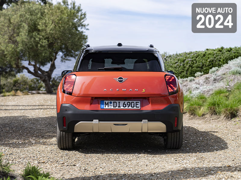 Offerta SUV e CrossOver Nuova MINI ACEMAN all-electric: highlights, photogallery e come noleggiarla - panoramica della nuova crossover compatta completamente elettrica e guida alle migliori soluzioni noleggio sul mercato Elettrica  foto 40