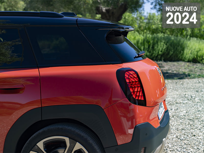 Offerta SUV e CrossOver Nuova MINI ACEMAN all-electric: highlights, photogallery e come noleggiarla - panoramica della nuova crossover compatta completamente elettrica e guida alle migliori soluzioni noleggio sul mercato Elettrica  foto 44