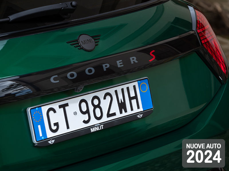 Offerta Berlina nuova MINI COOPER A 3 PORTE: come noleggiarla? Le nostre indicazioni per le migliori soluzioni sul mercato, con highlights e photogallery del nuovo modello Benzina  foto 10