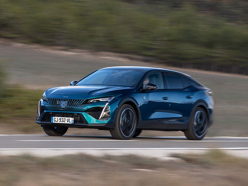 Offerta Berlina Nuova PEUGEOT 408: highlights del nuovo modello e le migliori soluzioni per noleggiarlo Varie motorizzazioni  foto 21
