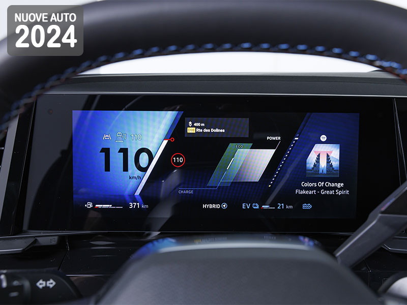 Offerta SUV e CrossOver Nuova RENAULT RAFALE E-TECH FULL HYBRID: come noleggiarla? Le nostre indicazioni per le migliori soluzioni sul mercato, con highlights e photogallery del nuovo modello Full Hybrid  foto 16