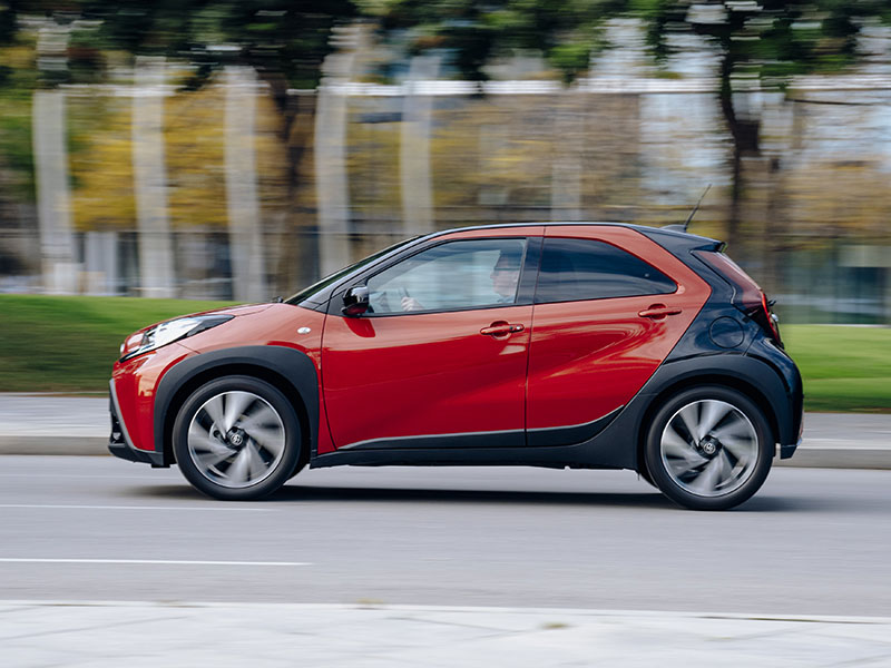 Offerta City car NUOVE AUTO 2022: nuova TOYOTA AYGO X - Presentazione del modello e selezione offerte noleggio Varie motorizzazioni  foto 4