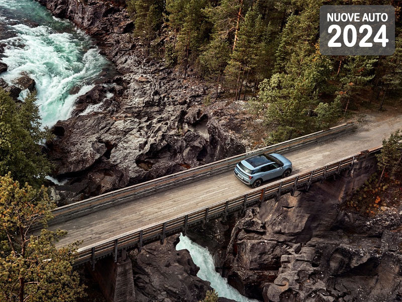 Offerta SUV e CrossOver Nuovo FORD EXPLORER: highlights, photogallery e come noleggiarlo - panoramica del nuovo SUV 100% elettrico e guida alle migliori soluzioni noleggio sul mercato Elettrica  foto 9