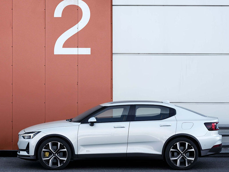 Offerta Berlina Nuova POLESTAR 2: highlights del nuovo modello e le migliori soluzioni per noleggiarlo Elettrica  foto 4