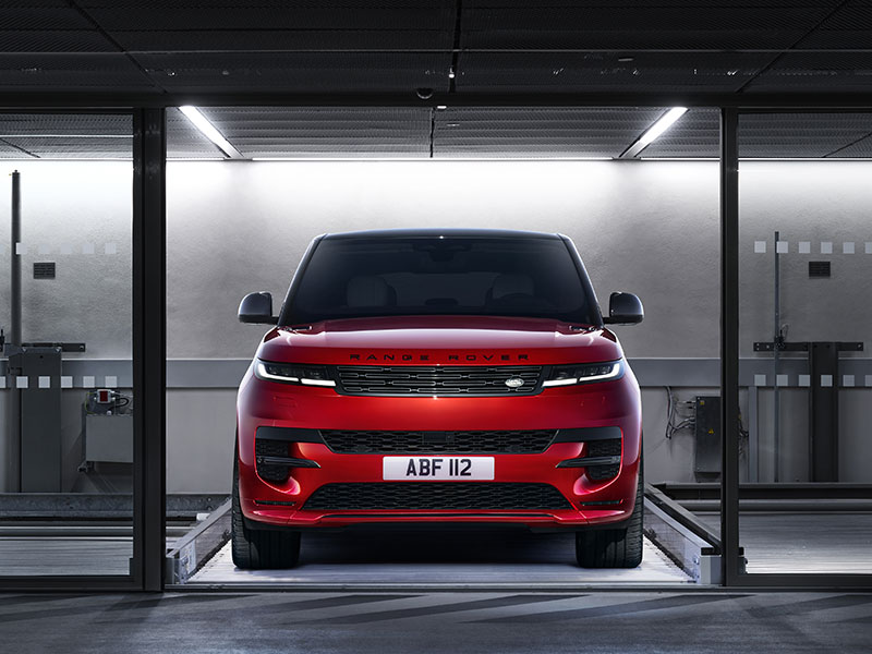 Offerta SUV e CrossOver Nuova LAND ROVER RANGE ROVER SPORT: highlights del nuovo modello e le migliori soluzioni per noleggiarlo Varie motorizzazioni  foto 4