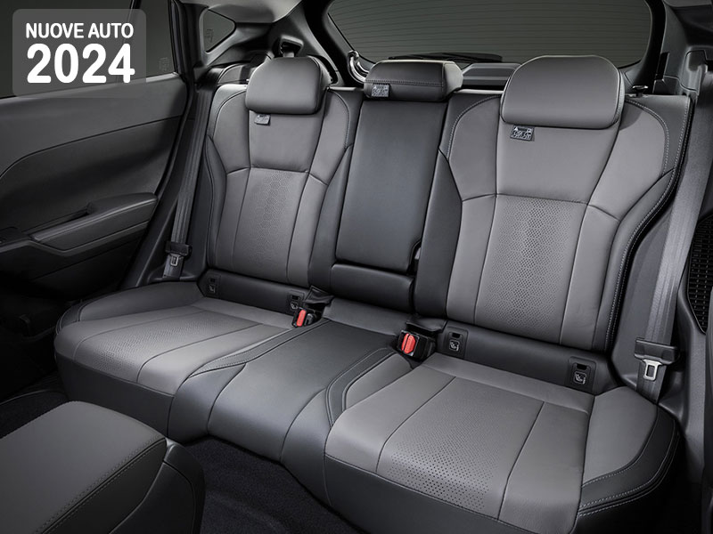 Offerta SUV e CrossOver SUBARU CROSSTREK: highlights, photogallery e come noleggiarlo - panoramica del nuovo SUV 4x4 ibrido e guida alle migliori soluzioni noleggio sul mercato Ibrida  foto 15