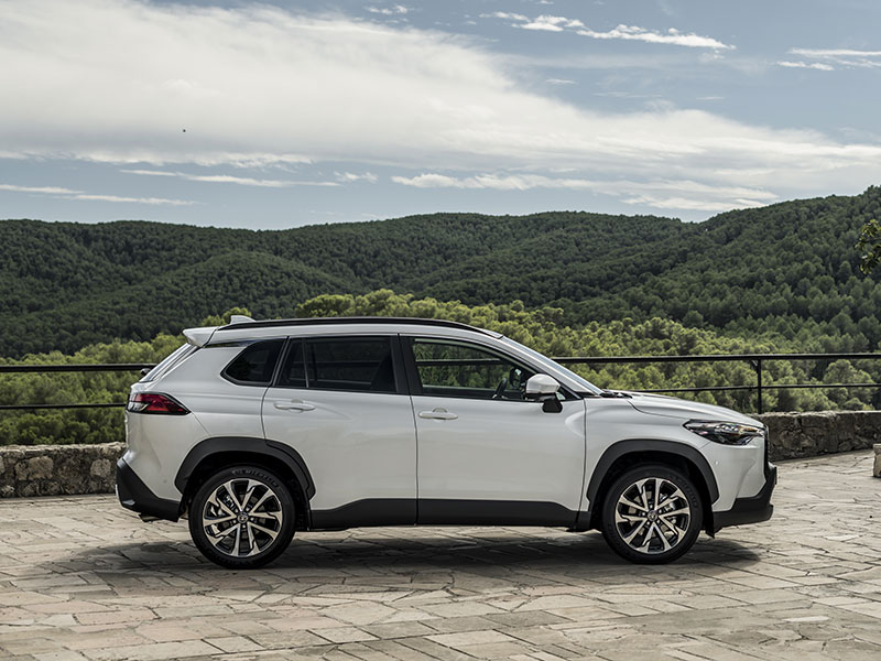 Offerta SUV e CrossOver Nuova TOYOTA COROLLA CROSS hybrid: highlights del nuovo modello e le migliori soluzioni per noleggiarlo Full Hybrid  foto 6